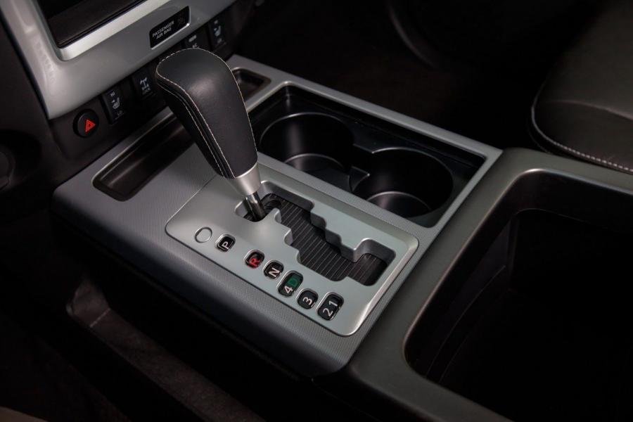  Nissan Titan Pickup 2013 года  (фото 5 из 43)